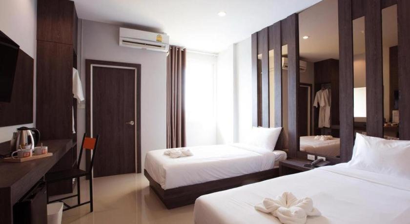 บีทู บุรีรัมย์ บูทิก แอนด์ บัดเจ็ต โฮเต็ล Hotel ภายนอก รูปภาพ