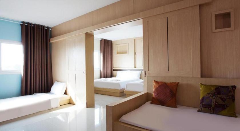 บีทู บุรีรัมย์ บูทิก แอนด์ บัดเจ็ต โฮเต็ล Hotel ภายนอก รูปภาพ