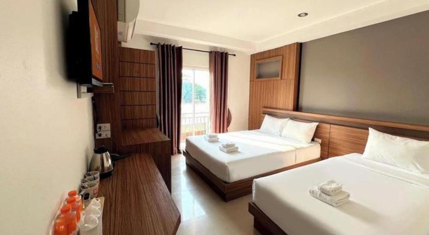 บีทู บุรีรัมย์ บูทิก แอนด์ บัดเจ็ต โฮเต็ล Hotel ภายนอก รูปภาพ