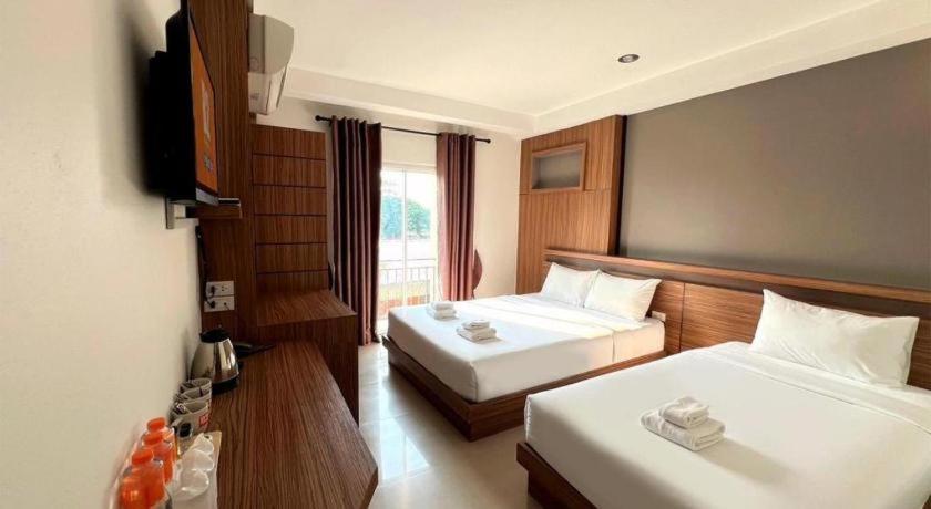 บีทู บุรีรัมย์ บูทิก แอนด์ บัดเจ็ต โฮเต็ล Hotel ภายนอก รูปภาพ